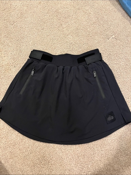 ALO Yoga Dresses & Skirts - ALO Yoga Black Circle Skirt with Zip Pockets